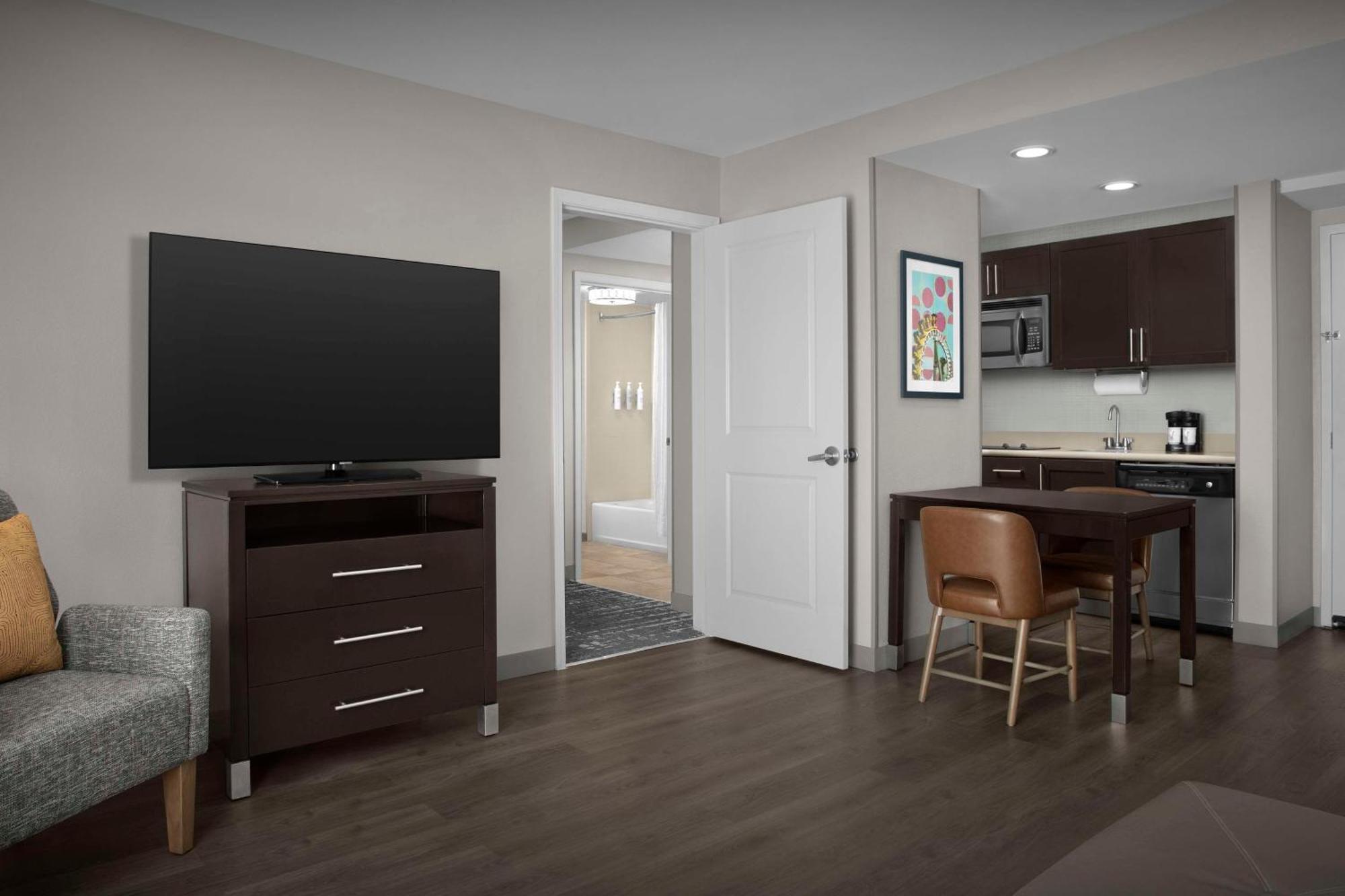 Homewood Suites By Hilton Orlando Airport מראה חיצוני תמונה
